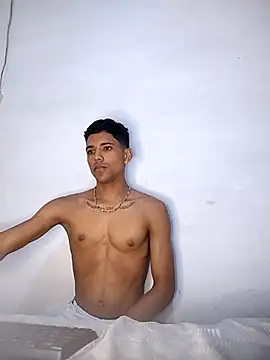 Snapshot of Alex_Sweeting chatting on 11-01-25, 02:57 Alex Sweeting online show from 11-01-25, 02:57