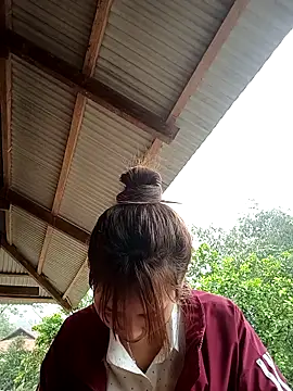 Em xinh01 online show from 03-22-26, 01:42