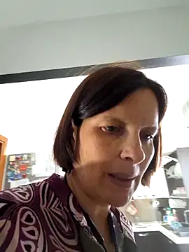Piediniecollant online show from 06-18-26, 11:14