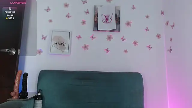 evelinmartinez online show from 07-24-26, 07:45