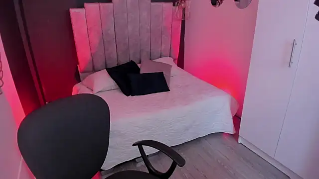 mia jagger online show from 06-05-26, 10:26