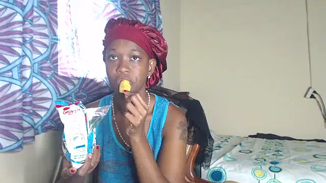 LilithMiller  online show from 06-18-26, 03:49