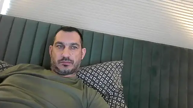 Snapshot of ckraiders84 chatting on 02-22-26, 07:01 ckraiders84 online show from 02-22-26, 07:01