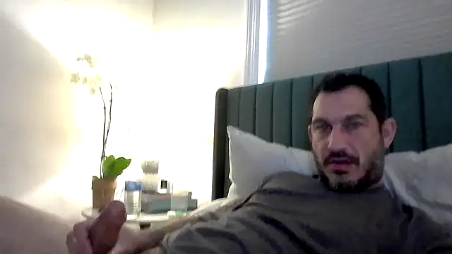 Snapshot of ckraiders84 chatting on 03-29-26, 06:52 ckraiders84 online show from 03-29-26, 06:52