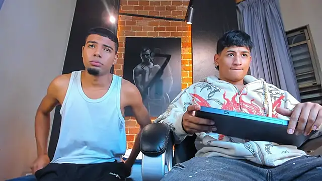 Snapshot of Jack_and_Joes chatting on 11-08-25, 03:18 Jack and Joes online show from 11-08-25, 03:18