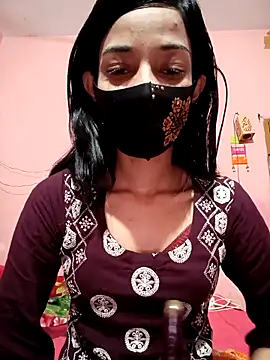 Green LaDY66 online show from 04-10-26, 09:03