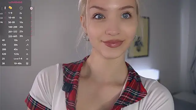 Snapshot of VetaManhardt chatting on 07-07-26, 05:43 VetaManhardt online show from 07-07-26, 05:43