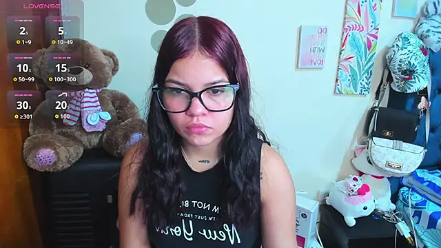 Emma boo online show from 12-20-25, 02:24