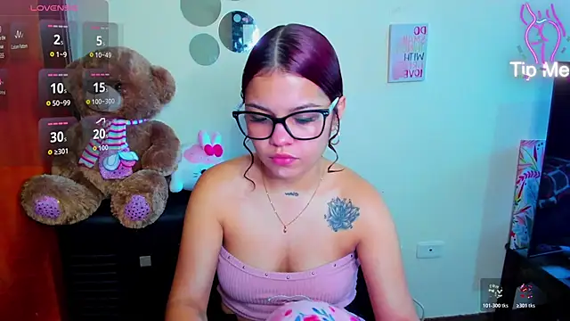 Emma boo online show from 03-22-26, 03:26