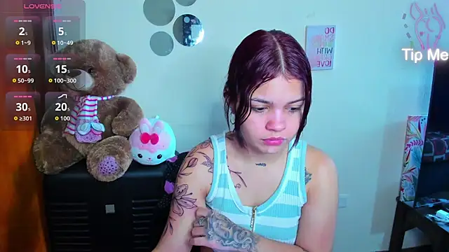 Emma boo online show from 04-03-26, 02:15