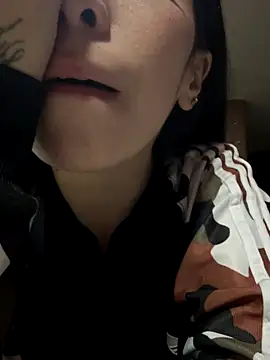 Moon And Sunn online show from 12-04-25, 02:21