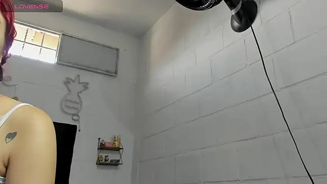 Snapshot of sexynova_93 chatting on 06-25-26, 04:11 sexynova 93 online show from 06-25-26, 04:11