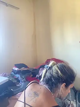 Snapshot of sabrinaneves chatting on 04-08-26, 11:10 sabrinaneves online show from 04-08-26, 11:10