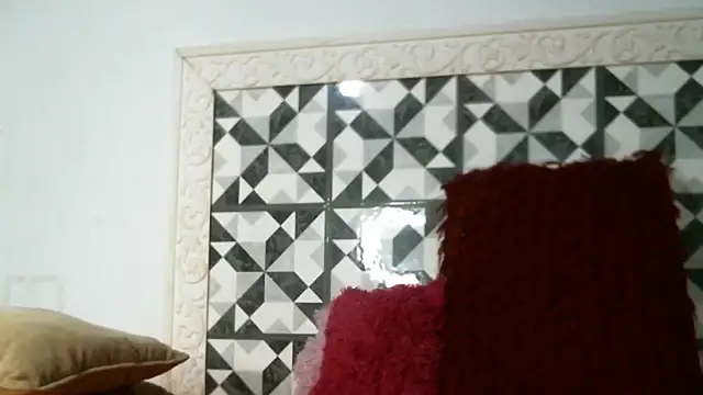 coffeandmilk1 online show from 03-31-26, 10:21