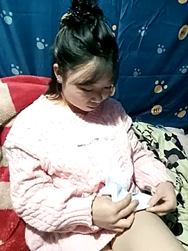 julybe online show from 11-22-25, 01:54