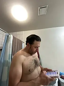 Snapshot of ezrah23 chatting on 02-23-26, 12:19 ezrah23 online show from 02-23-26, 12:19