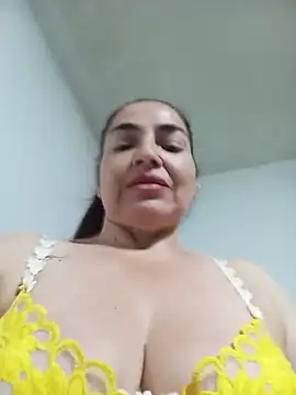 Snapshot of MaryRoze_ chatting on 04-03-26, 06:17 MaryRoze online show from 04-03-26, 06:17