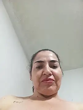 Snapshot of MaryRoze_ chatting on 04-05-26, 02:58 MaryRoze online show from 04-05-26, 02:58