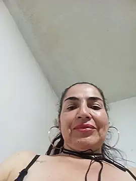 Snapshot of MaryRoze_ chatting on 04-11-26, 01:43 MaryRoze online show from 04-11-26, 01:43