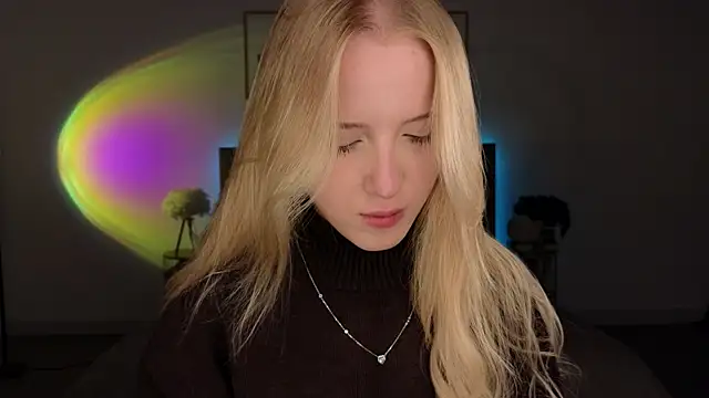 Snapshot of adele_armass chatting on 06-24-26, 08:52 adele armass online show from 06-24-26, 08:52