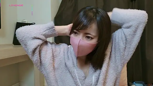 Miyo   online show from 04-07-26, 09:48