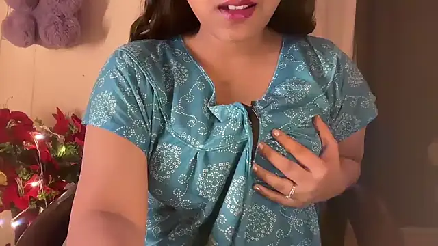 Snapshot of Shilpa_7 chatting on 02-06-26, 07:06 Shilpa 7 online show from 02-06-26, 07:06