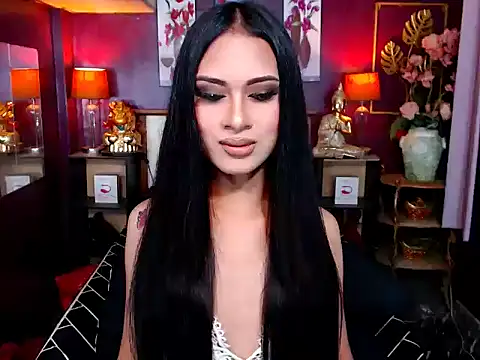 Plastique PATRICIA online show from 03-13-26, 02:18