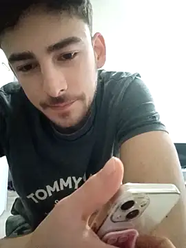 yasinesra757  online show from 03-03-26, 02:45