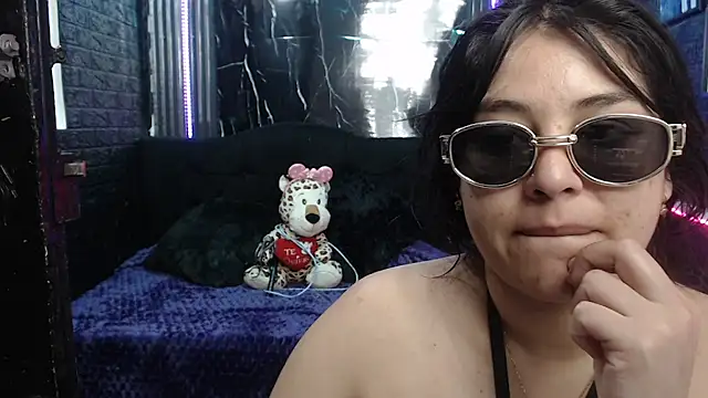 Snapshot of lehia_285 chatting on 06-24-26, 01:21 lehia 285 online show from 06-24-26, 01:21