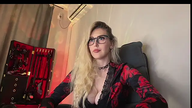 Liya Liss online show from 04-14-26, 02:12