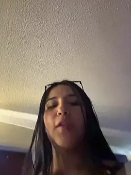 Samantha firee online show from 07-07-26, 07:23