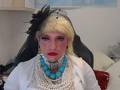 VanesaCrossic online show from 06-05-26, 10:21