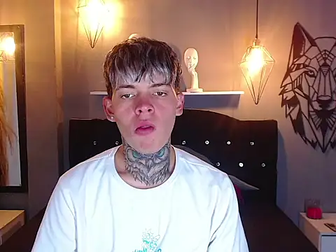 Snapshot of frankboyx chatting on 11-04-25, 07:57 frankboyx online show from 11-04-25, 07:57