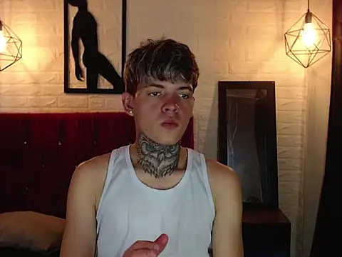 Snapshot of frankboyx chatting on 11-05-25, 07:36 frankboyx online show from 11-05-25, 07:36