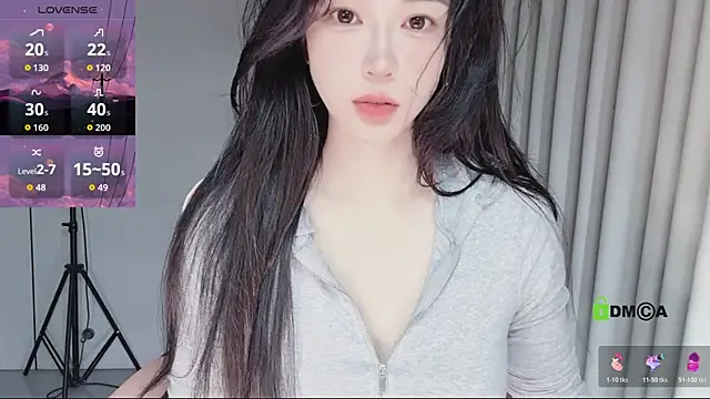 YunShan-33 online show from 06-08-26, 03:29