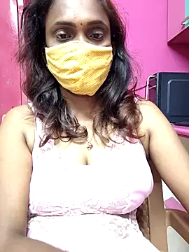 Queen-dhivya online show from 04-17-26, 02:47