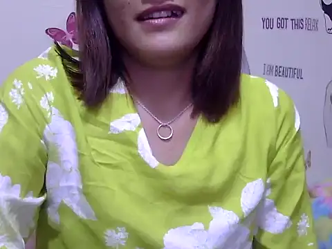 maira 33 online show from 03-22-26, 11:46