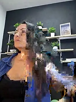 Lauryn Jones online show from 05-25-26, 04:46