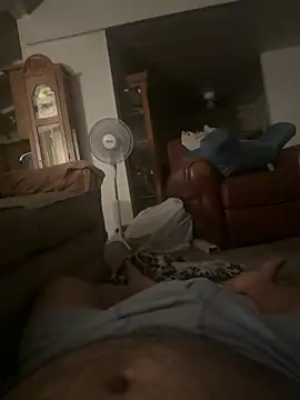 Snapshot of jayrr31 chatting on 11-01-25, 12:29 jayrr31 online show from 11-01-25, 12:29