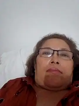 Snapshot of Cessi50 chatting on 07-19-26, 02:48 Cessi50 online show from 07-19-26, 02:48