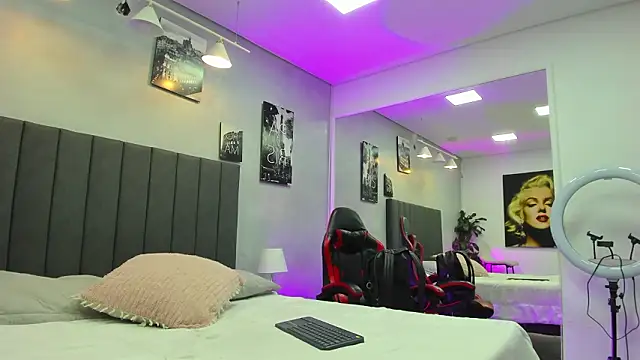 Snapshot of kendra_london chatting on 03-06-26, 11:17 kendra london online show from 03-06-26, 11:17