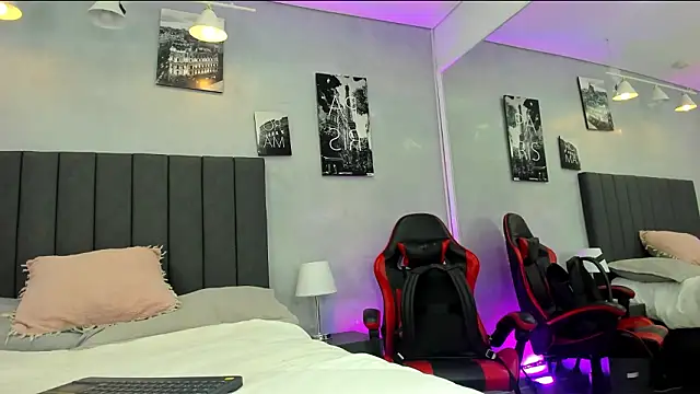 Snapshot of kendra_london chatting on 03-11-26, 11:16 kendra london online show from 03-11-26, 11:16