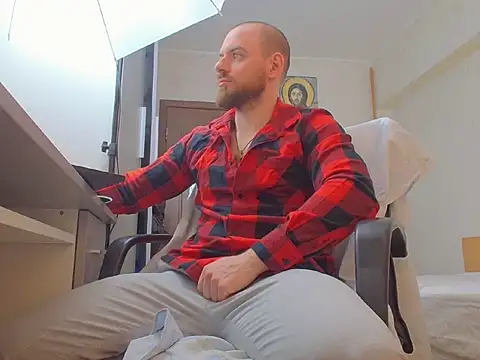 Ryanstone  online show from 03-25-26, 06:19