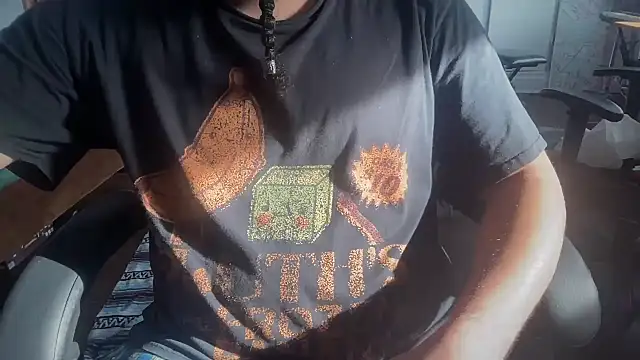 Snapshot of xeviall chatting on 01-08-26, 07:27 xeviall online show from 01-08-26, 07:27