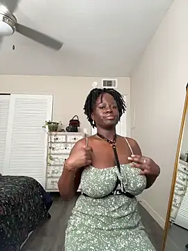 Snapshot of ladiosa_selene chatting on 03-01-26, 09:39 ladiosa selene online show from 03-01-26, 09:39