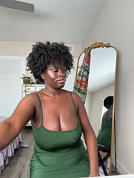 Snapshot of ladiosa_selene chatting on 03-21-26, 09:40 ladiosa selene online show from 03-21-26, 09:40