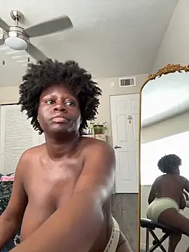 Snapshot of ladiosa_selene chatting on 04-06-26, 08:10 ladiosa selene online show from 04-06-26, 08:10