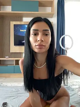 VickyM99 online show from 05-25-26, 05:24