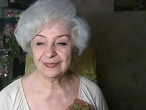 ValeriaKroww online show from 05-15-26, 04:41