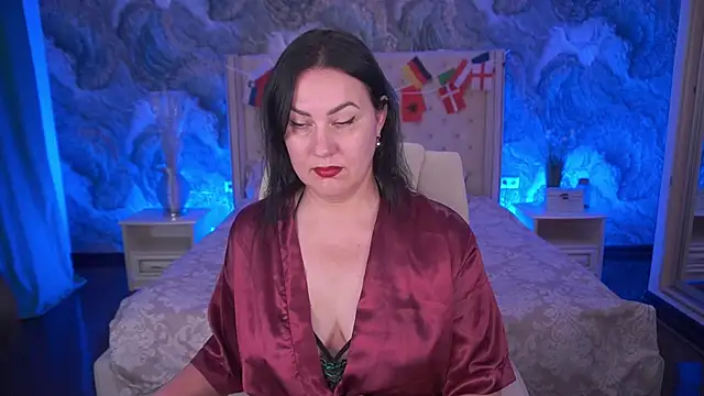 Snapshot of VelvetLuck chatting on 07-18-26, 12:53 VelvetLuck online show from 07-18-26, 12:53